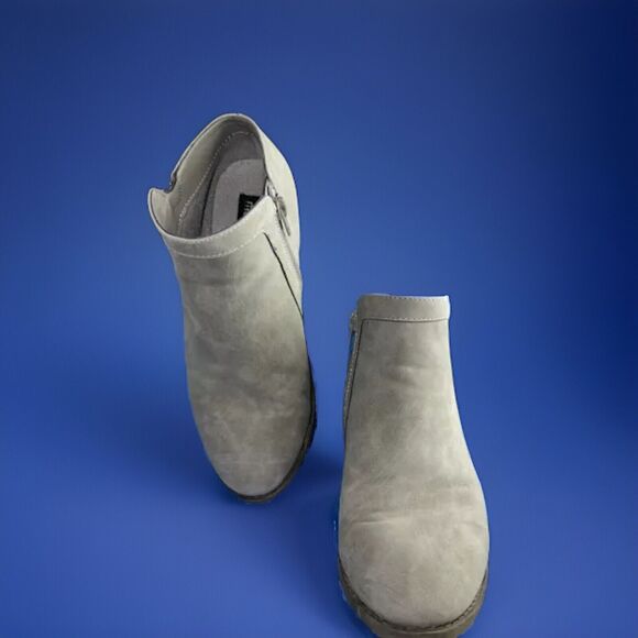 Maurices Gray Ankle Boots Size 8M EUC - Picture 4 of 10